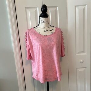 Soho Cranberry Short Sleeve Soft Tee with peek a boo 🫣 sleeves